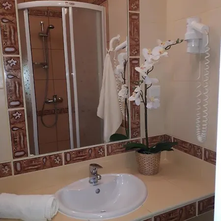 Mirage Homestay Leba